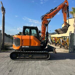 DEVELON DX85R-7